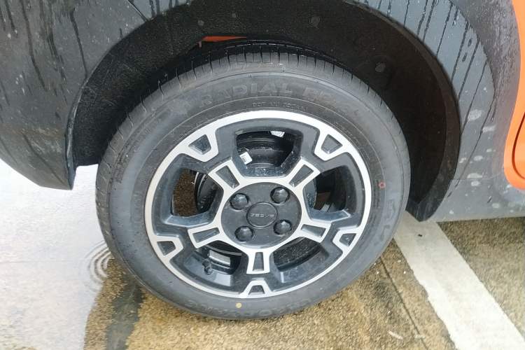 Used Geely Galaxy Panda 2025 210km Panda Rider Exterior 8