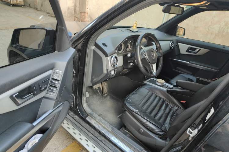 Used Mercedes-Benz GLK-Class 2014 GLK 260 4MATIC Dynamic Model
