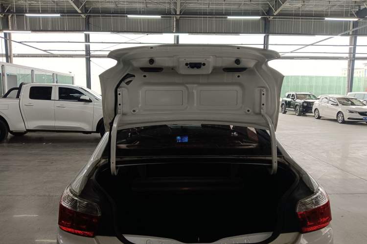 Used Citroen Elysee 2016 1.6L Manual Fashion Edition
