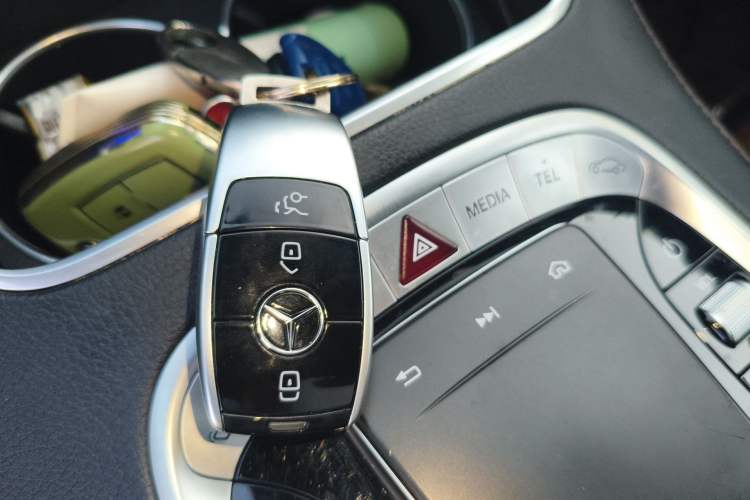 Used Mercedes-Benz S-Class 2019 S 320 L
