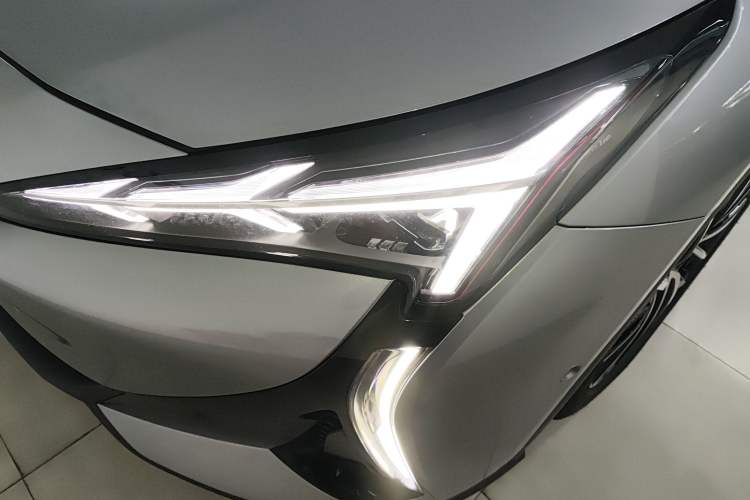 Used ARCFOX Alpha S5 2024 560MAX 185kW
