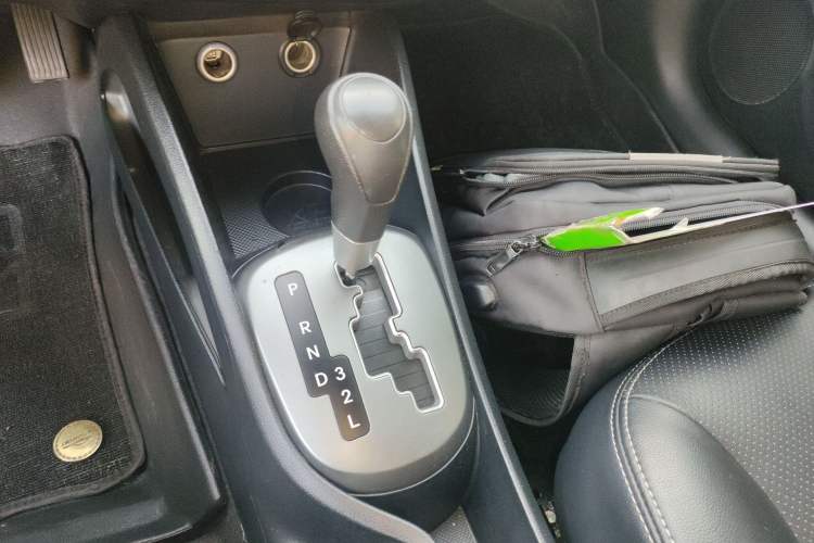 Used Kia K2 2015 Sedan 1.4L Automatic GLS
