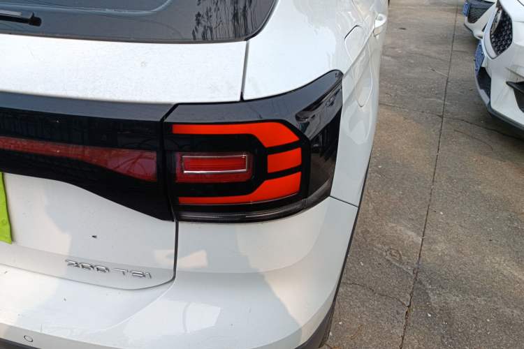 Used Volkswagen Tacqua 2023 200TSI DSG Joy-Connect Edition Exterior 3