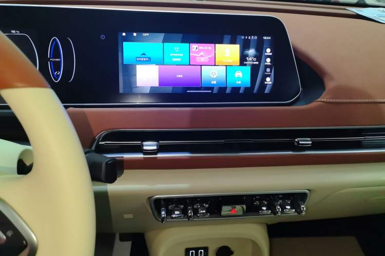 Used ORA Good Cat 2021 400km Standard Range Venus Edition Lithium Iron Phosphate