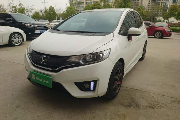 Used Honda Fit 2016 1.5L LXS CVT Comfort Sunroof Version