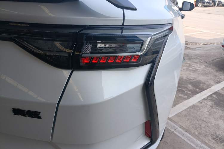 Used Dongfeng Aeolus Yixuan 2024 1.5L Automatic JingSu Edition