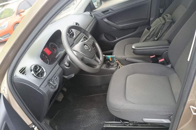 Used Volkswagen Jetta 2019 Dream Edition 1.5L Automatic Fashionable Version Left Front Seat