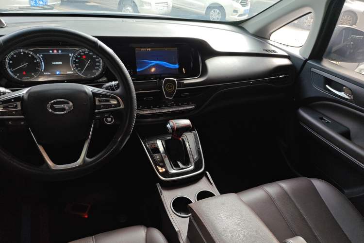 Used GAC Trumpchi M6 2019 270T Automatic Luxury Edition (6-seater) - China V Standard
