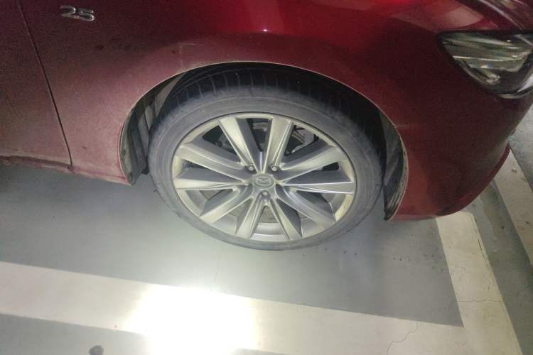 Used Mazda Atenza 2020 2.5L Skyline Sport Edition Right Front Wheel Hub