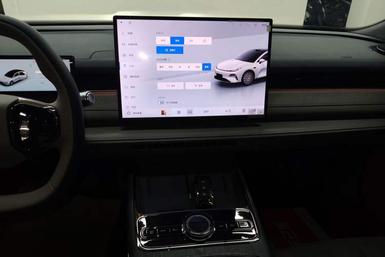 Used Geely Galaxy Galaxy 8 2025 130km EM-P Exploration Edition