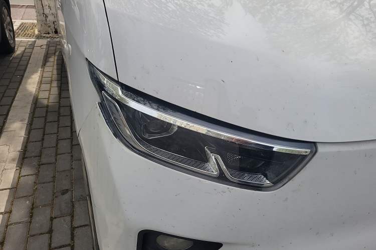 Used Wuling Yangguang 2024 300km Comfort Version with Sealed Windows 60kW
