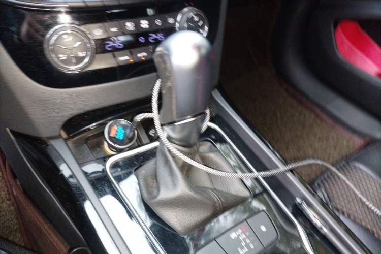 Used Peugeot 508 2015 1.6THP Automatic Prestige Edition Gear Lever