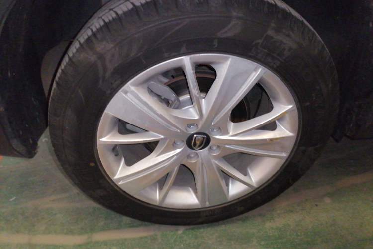 Used Jinbei Viewing 2019 1.6L Manual Comfort Model