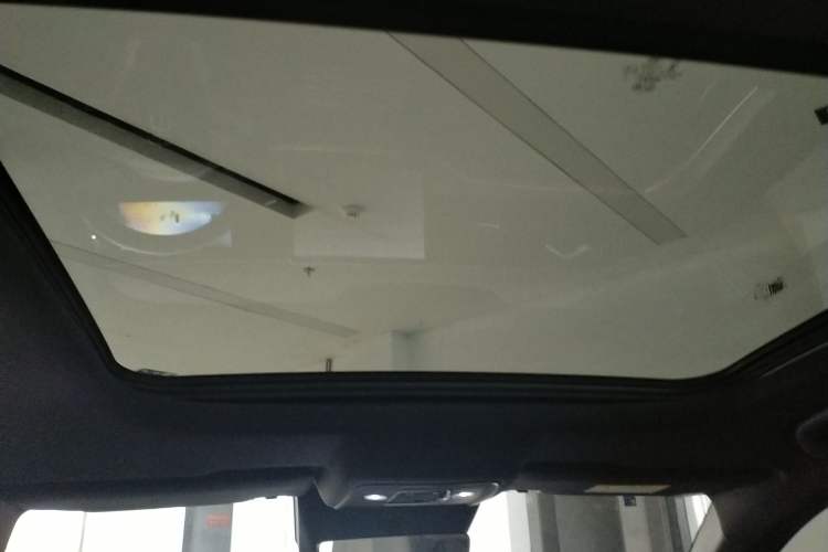 Used BYD Song Pro New Energy 2025 2nd Generation Intelligent Driving Version DM-i 75KM Overachiever Trim Headliner