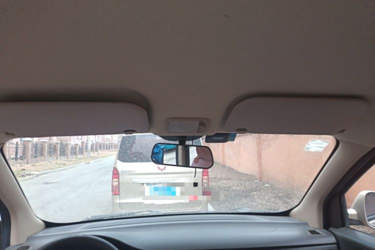 Used Wuling Rongguang V 2015 1.2L Standard Version Headliner