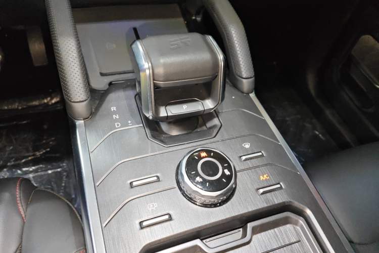 Used JETOUR Traveler 2023 1.5T Two-Wheel Drive Discovery PRO