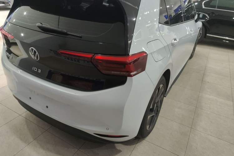 Used Volkswagen ID.3 2023 Upgraded Model Pure Intelligent Enjoyment Version Exterior 3