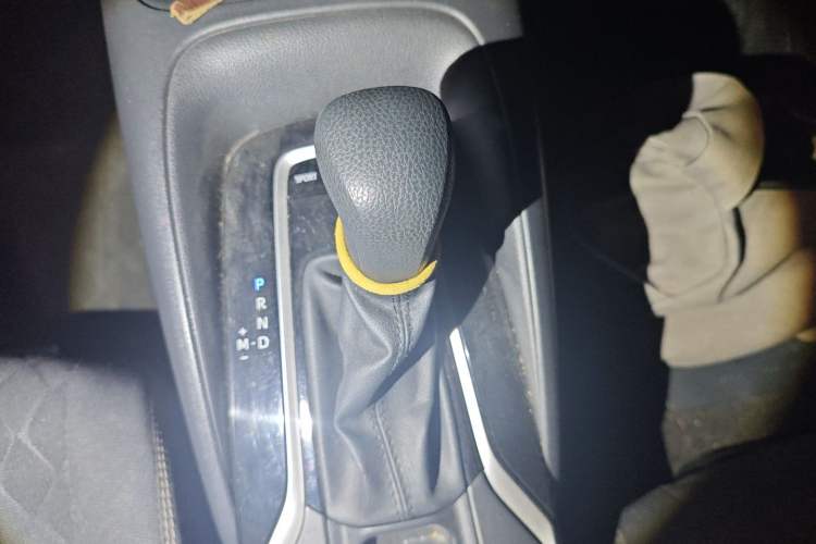 Used Toyota Allion 2021 2.0L Luxury Edition Gear Lever