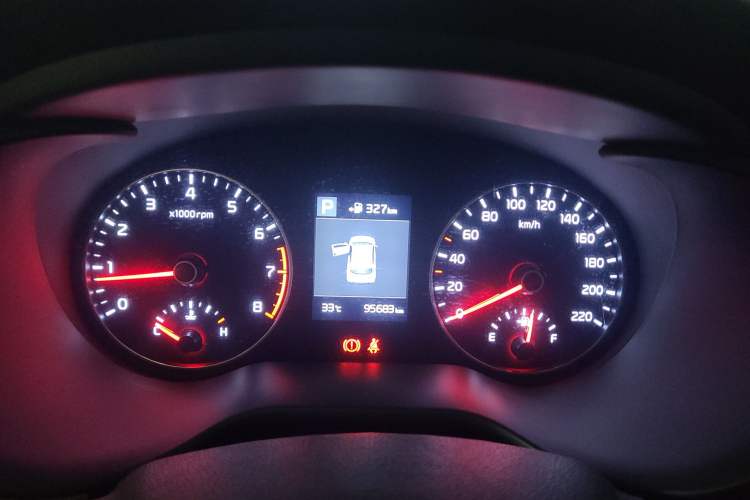 Used Kia KX Cross 2017 1.4L AT GLS