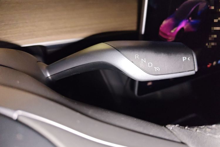 Used Tesla Model Y 2021 Long-Range All-Wheel-Drive Version 3D7
