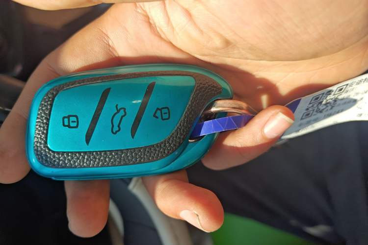 Used Roewe Clever 2021 302 km New Four-Seater Super-Efficient Version
