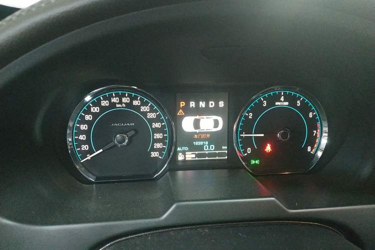 Used Jaguar XF 2014 XF 2.0T Luxury Edition