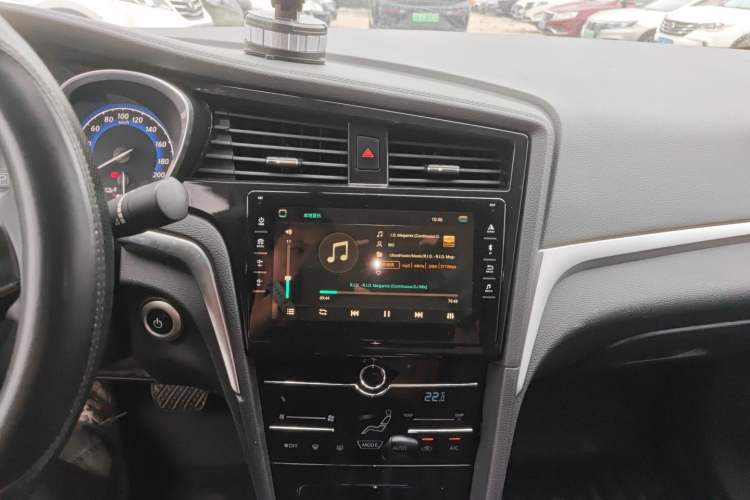 Used Venucia D60EV 2022 Standard Range Smart Drive Version