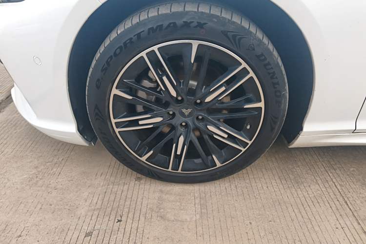 Used NETA S 2023 All-Electric 520 km Range Rear-Drive Version
