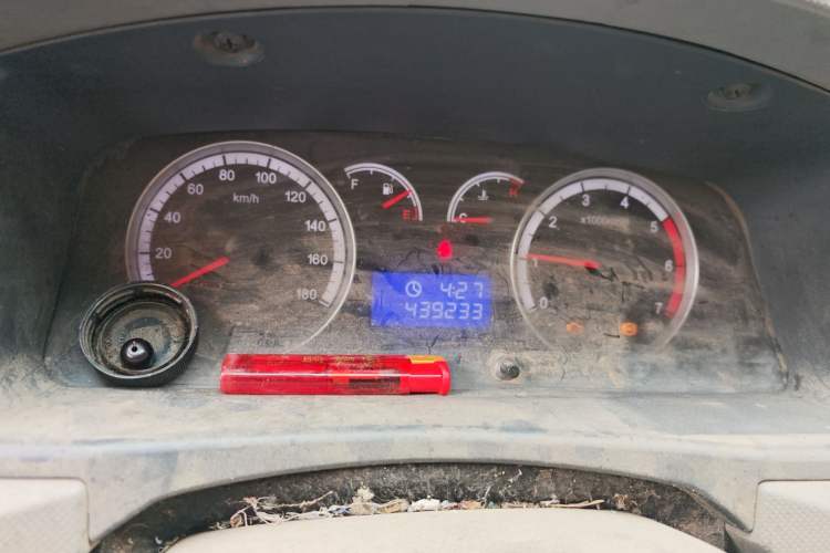 Used Foton Scenic G7 2016 2.0L Commercial Version Long Wheelbase High Roof – 4Q20M Instrument Cluster