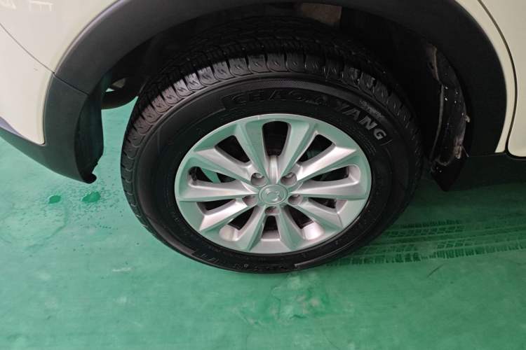 Used SsangYong Korando 2014 2.0L Gasoline Two-Wheel Drive Automatic Elite Navigation Edition
