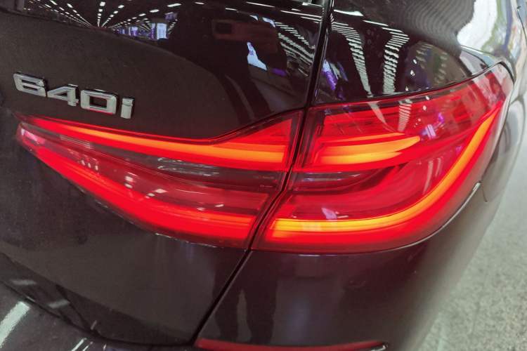 Used BMW 6 Series GT 2018 640i xDrive M Sport Package
