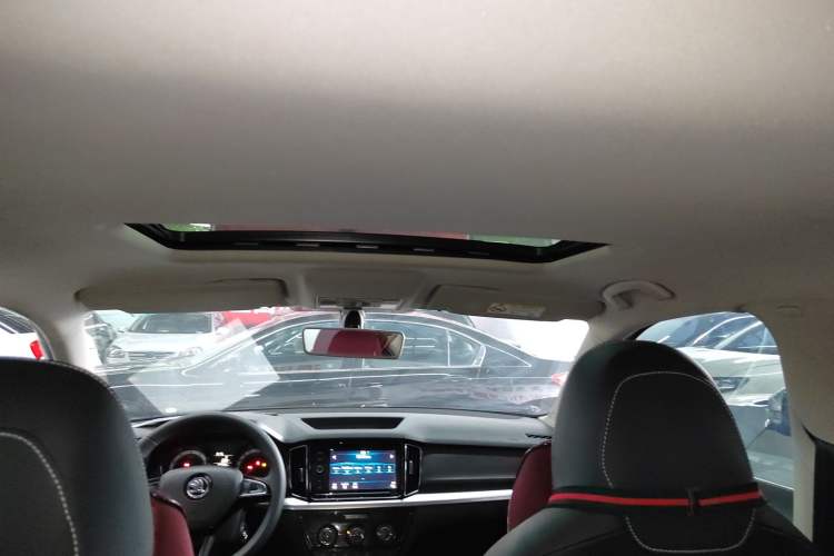 Used Skoda Kamiq 2018 1.5L Manual Comfort Edition China VI Standard