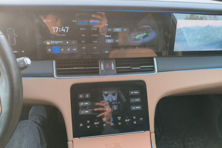 Used Li Auto ONE 2021 Extended-Range 6-Seater Version Audio And AC Panel