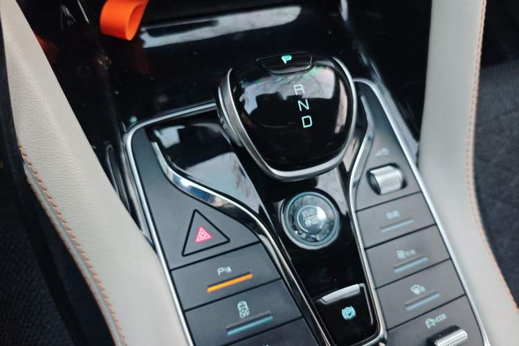 Used BYD Song PLUS New Energy 2021 EV Deluxe Model Gear Lever