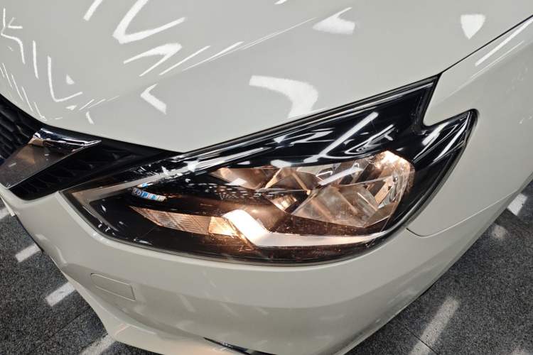 Used Nissan Sylphy 2021 Classic 1.6XL CVT Luxury Edition Left Front Headlight