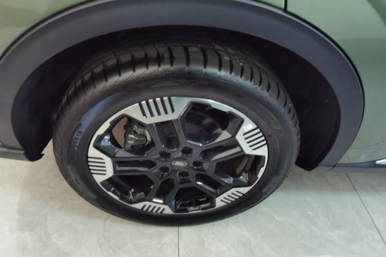 Used Ford Equator Sport 2025 EcoBoost 170 Platinum Edition
