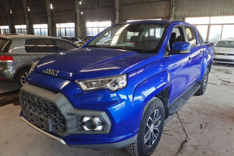 Used JMC Yuhu 7 2020 2.0T Diesel Automatic 2WD Comfort Edition Short Wheelbase China VI Emission Standard JX4D20A6L