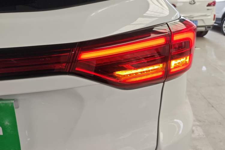 Used CHANGAN CS75 2023 Enjoy Edition 1.5T DCT Prestige Version
