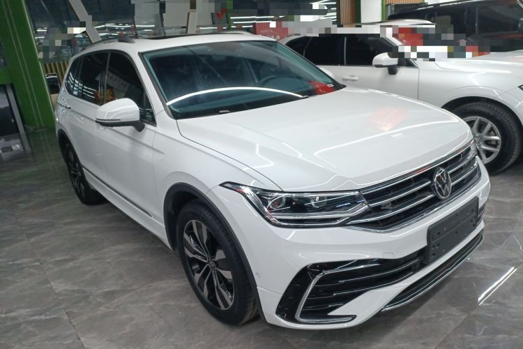 Used Volkswagen Tiguan L 2024 Outstanding Model 330TSI Automatic Two-Wheel Drive R-Line Dragon Glory Edition
