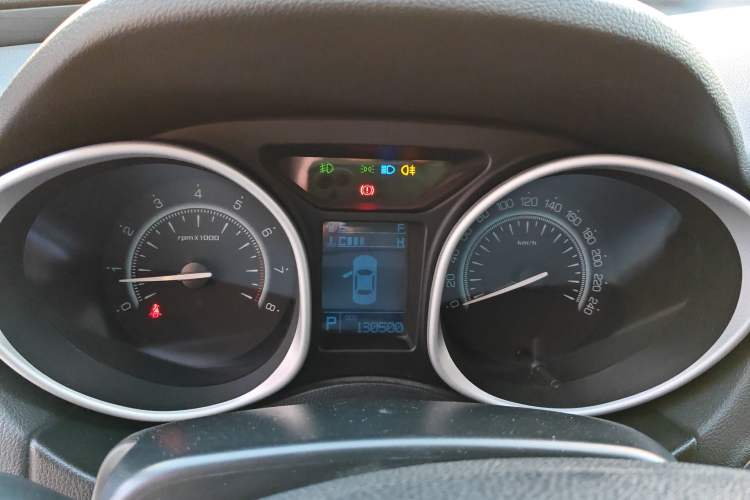 Used GAC Trumpchi GS5 2013 1.8T Automatic Two-Wheel Drive Luxury Edition