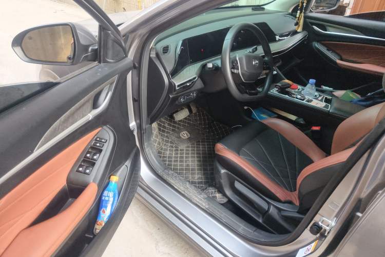 Used Changan Eado 2022 PLUS Blue Whale NE 1.4T GDI DCT Prestige Edition