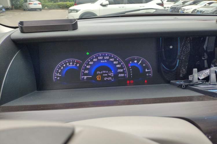 Used Honda Elysion 2015 2.4L VTi-S Prestige Edition Instrument Cluster