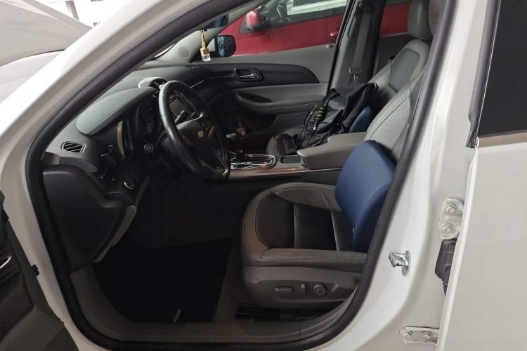 Used Chevrolet Malibu 2014 2.4L Automatic Luxury Edition
