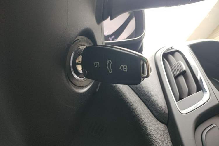 Used Chery Arrizo 5 2016 1.5L CVT Trendsetting Edition
