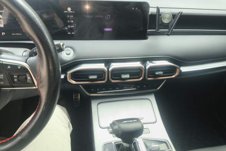 Used JETOUR X70 PLUS 2021 1.5T DCT Mountain 7-Seater
