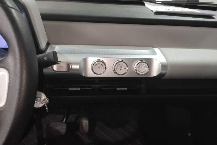 Used Wuling Air ev 2023 - Four Seats - Standard Edition