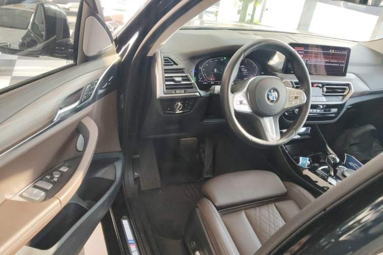 Used BMW X3 2022 Second Facelift xDrive30i Leading Edition M Night Sky Package