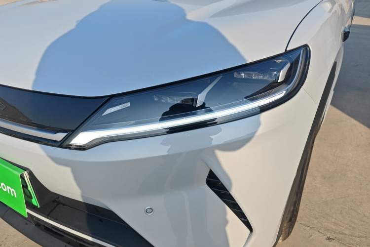 Used BYD Yuan UP 2025 Intelligent Driving Version 401 km Leading Edition
