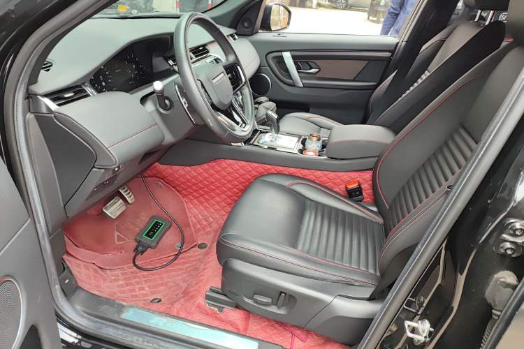 Used Land Rover Discovery Sport 2022 Revised Version 249 PS R-Dynamic S Performance Edition 5 Seats Driver Seat