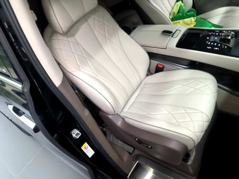 Used Denza D9 2022 DM-i 945 Luxury Model — 24
